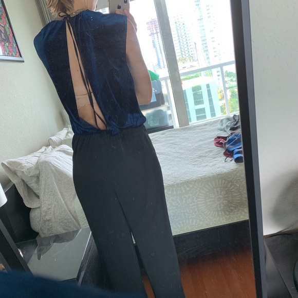 Zara jumpsuit - Picture 3 of 4